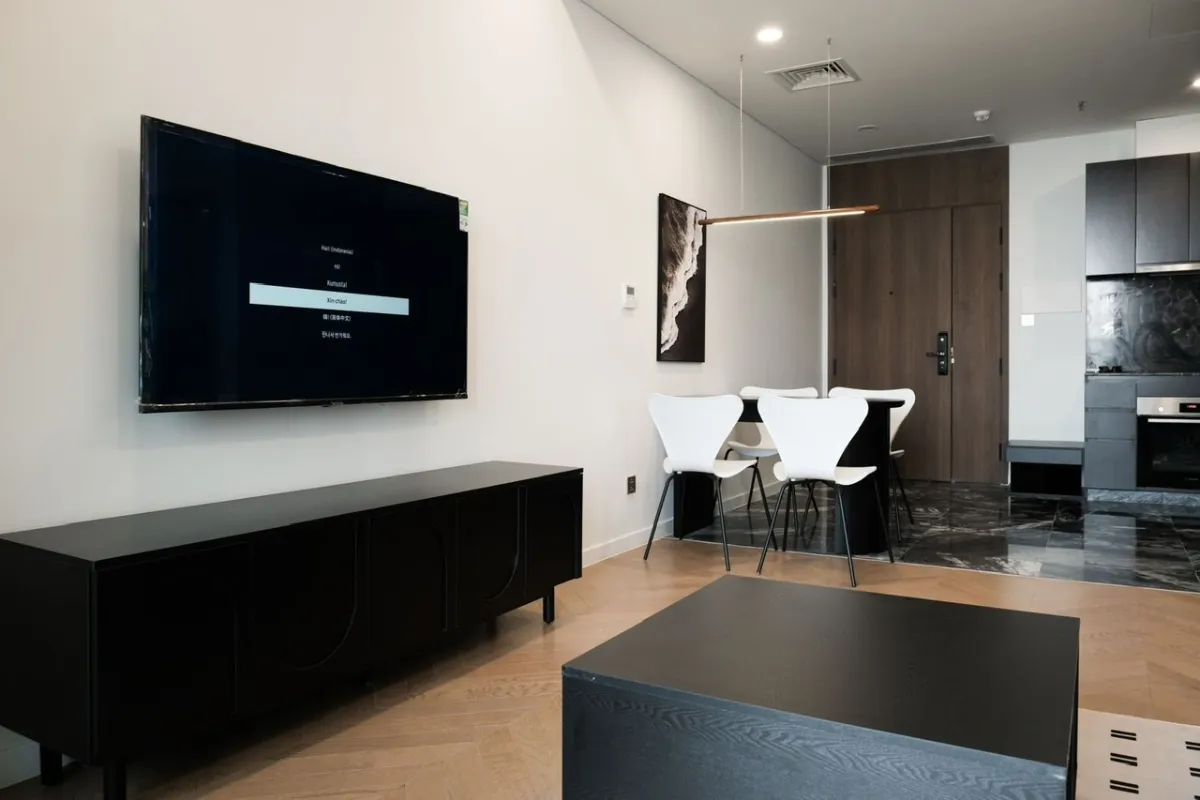 3+ Bed, 2 Bath Furnished Condo in District 2, Ho Chi Minh City