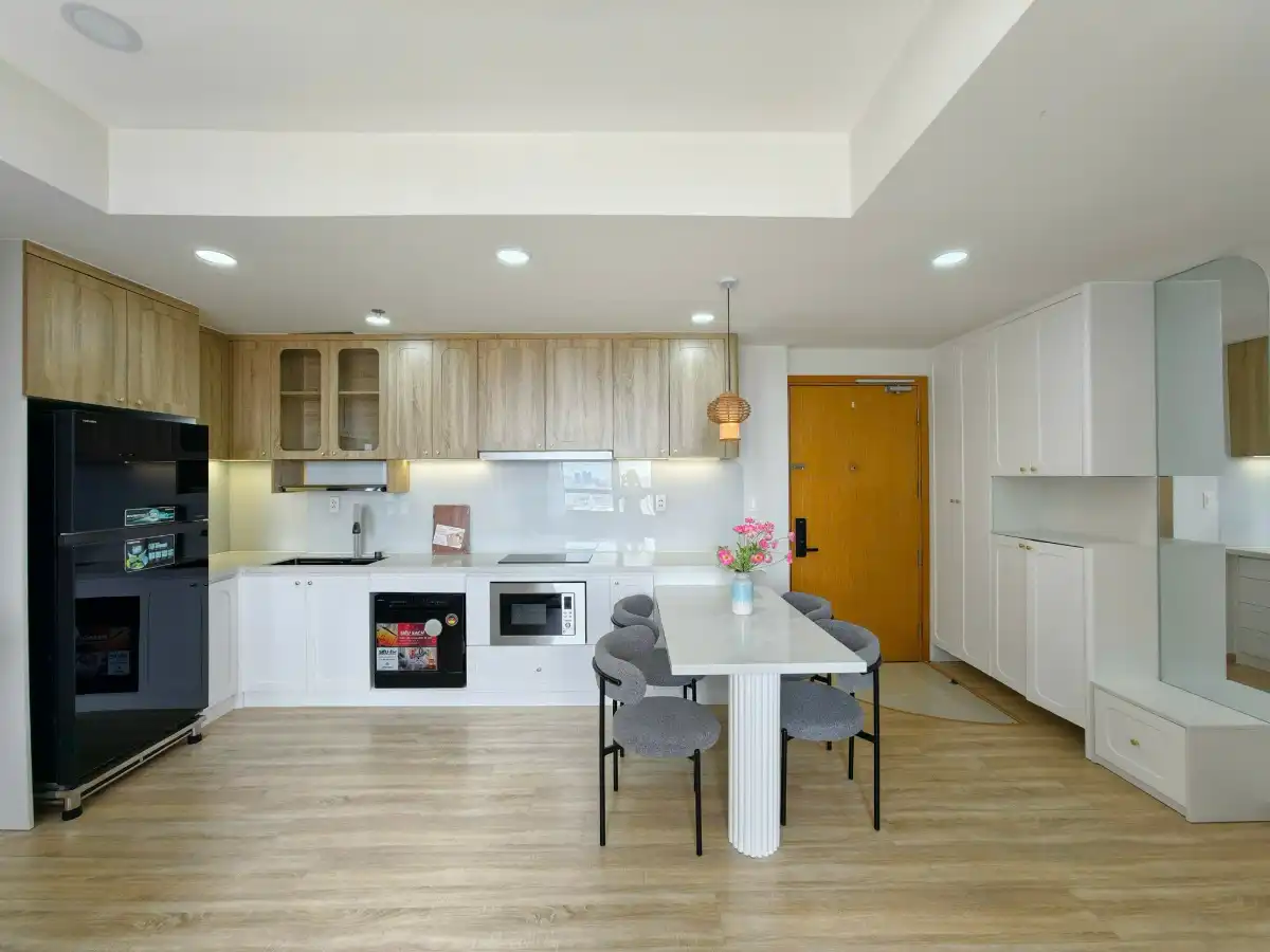 2 Bed, 2 Bath Furnished Condo in District 2, Ho Chi Minh City