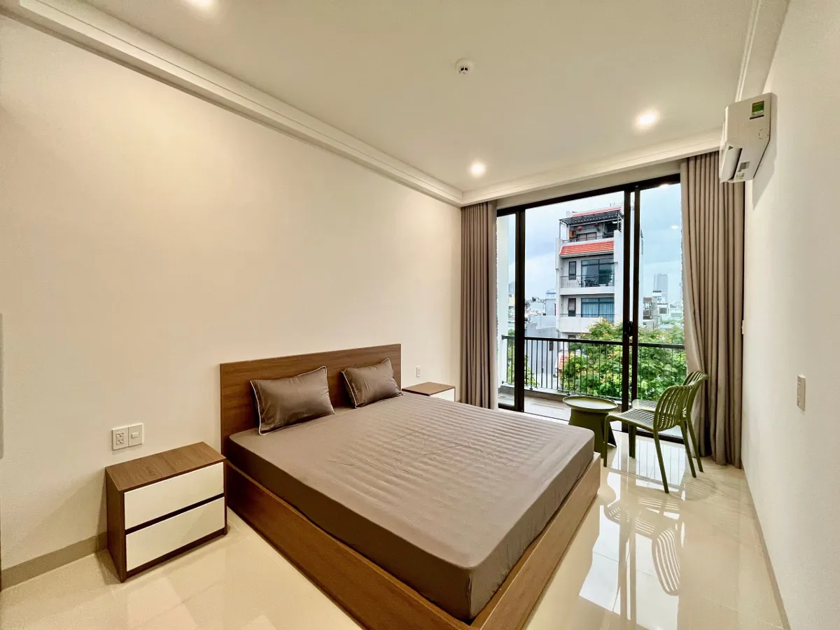 1 Bed, 1 Bath Unfurnished Condo in Son Tra, Da Nang