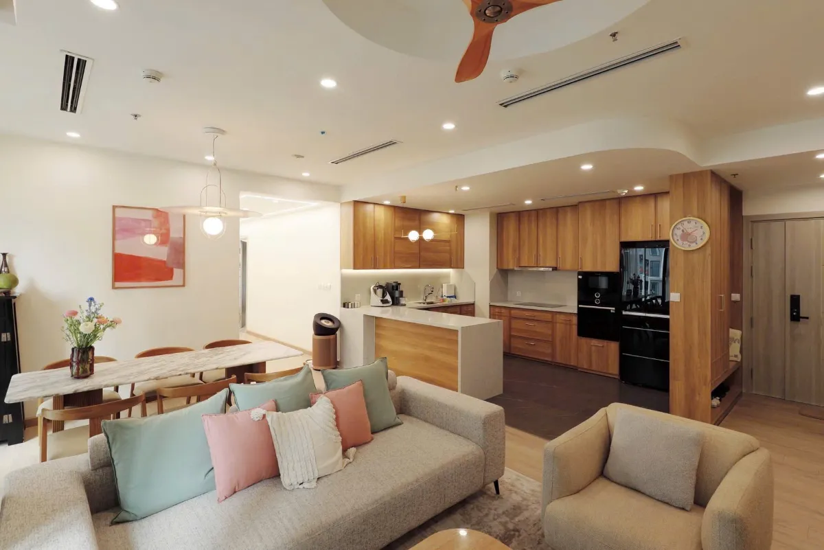 3+ Bed, 3 Bath Furnished Condo in Nam Tu Liem, Hanoi