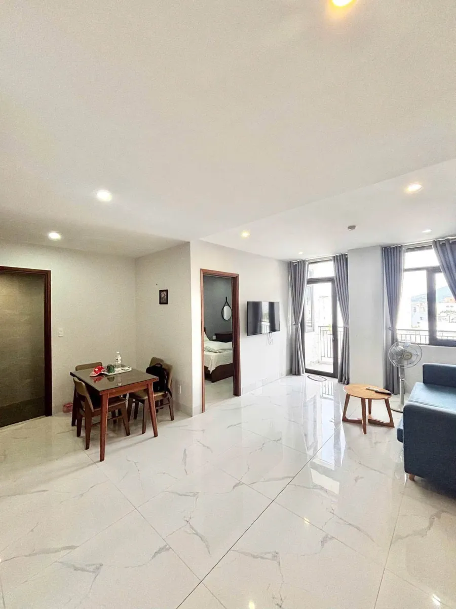 2 Bed, 1 Bath Furnished Condo in Son Tra, Da Nang - photo 1 of 9