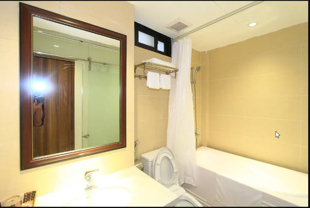 1 Bed, 1 Bath Furnished Condo in Ba Dinh, Hanoi - photo 1 of 9