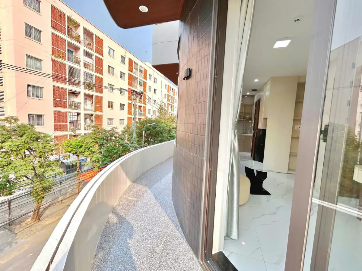 1 Bed, 1 Bath Furnished Condo in Son Tra, Da Nang