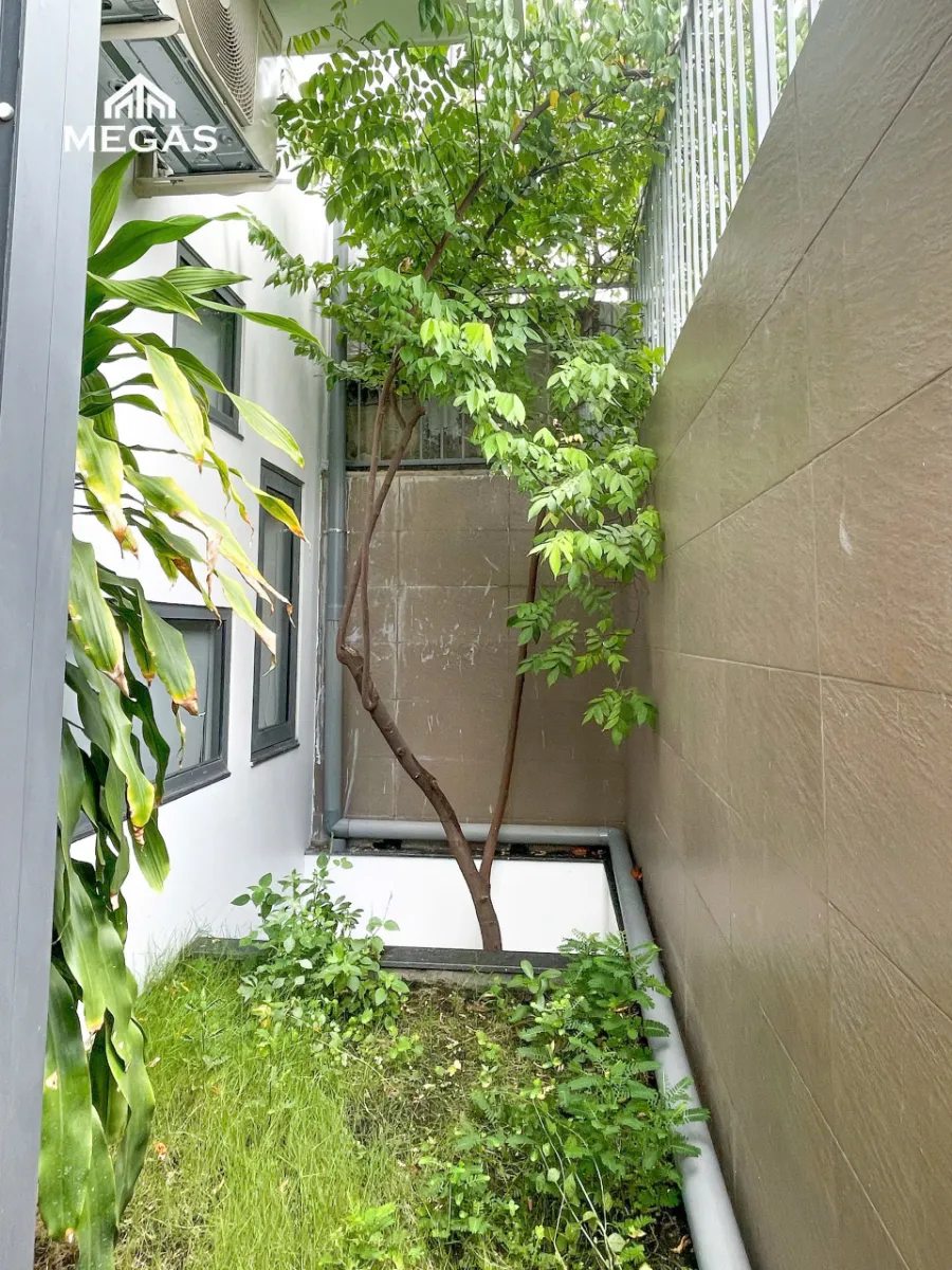 1 Bath Unfurnished Studio in Thao Dien, Ho Chi Minh City