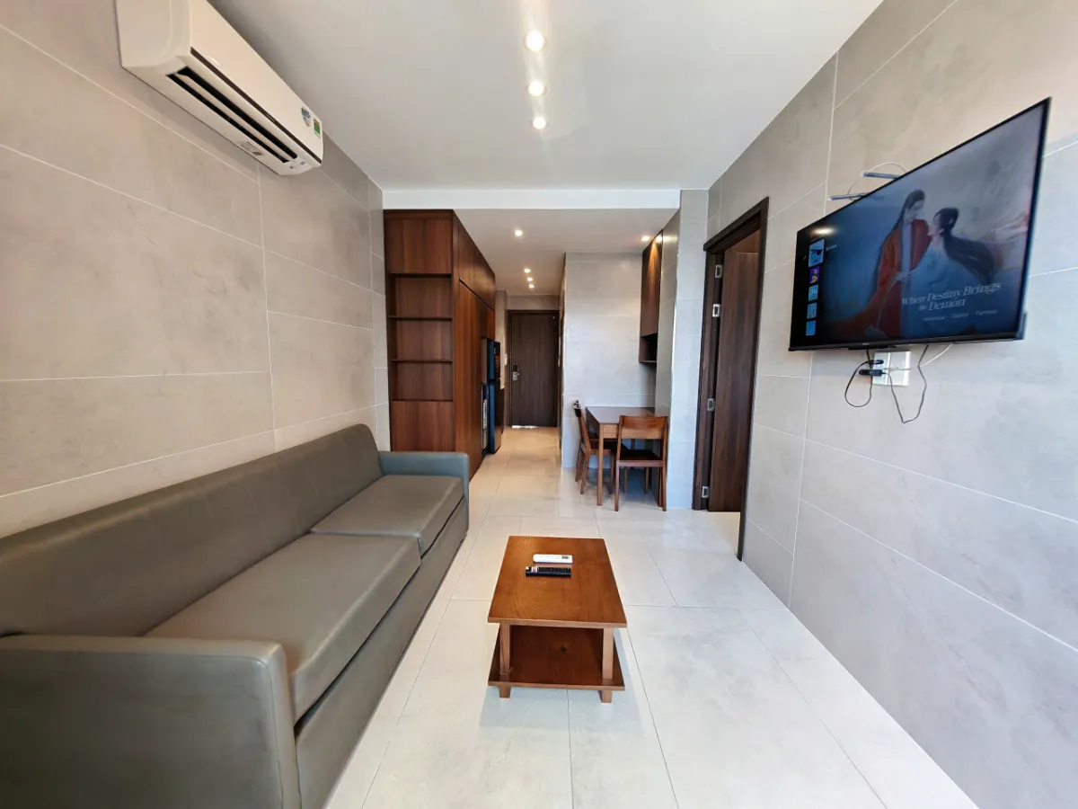 1 Bath Unfurnished Studio in Phu Nhuan, Ho Chi Minh City - photo 1 of 6