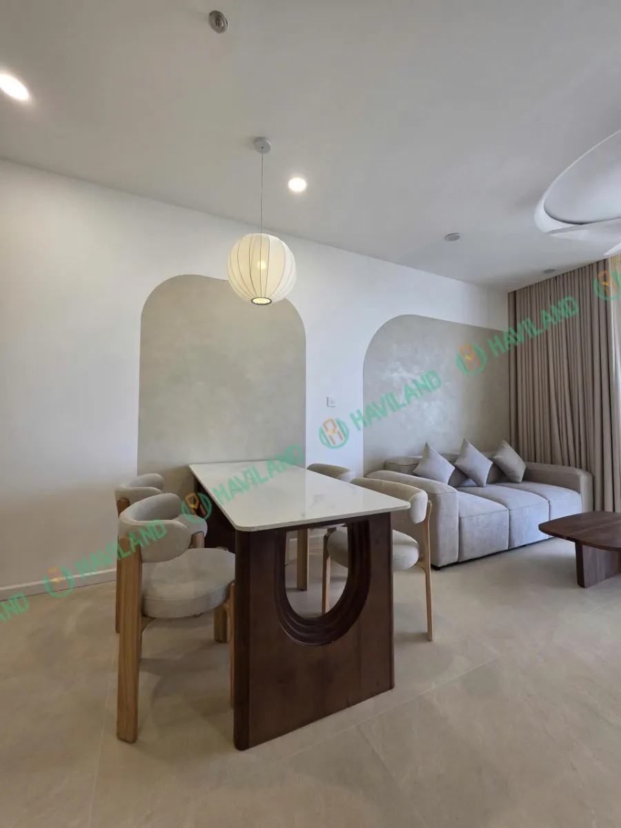 2 Bed, 2 Bath Furnished Condo in Son Tra, Da Nang