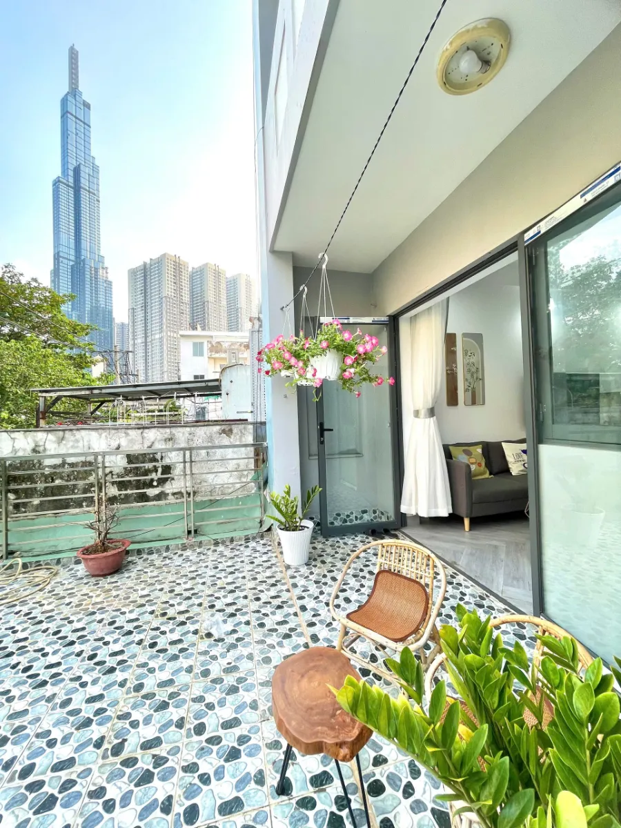 1 Bed, 1 Bath Furnished Condo in Binh Thanh, Ho Chi Minh City